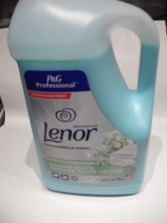 Lenor "BEZ OBALU"  najsviežejšia profi formula 1L